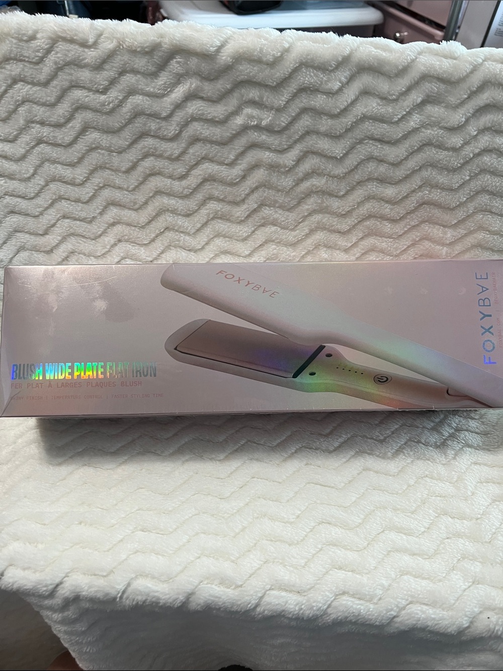 FoxyBae Blush Wide Plate Flat Iron - Blush Pink